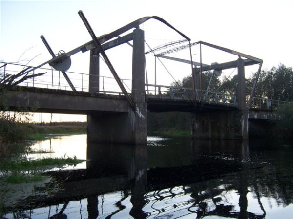 Сломанный мост р,Луговая