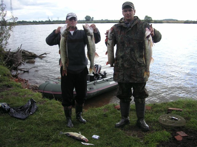 Фото с рыбалок  2012 год.